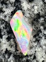 Load image into Gallery viewer, 3,72ct brilliant rainbow colors 2 sided opal
