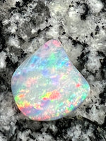 Load image into Gallery viewer, 4,96 ct 2-sided fully saturated crystal opal
