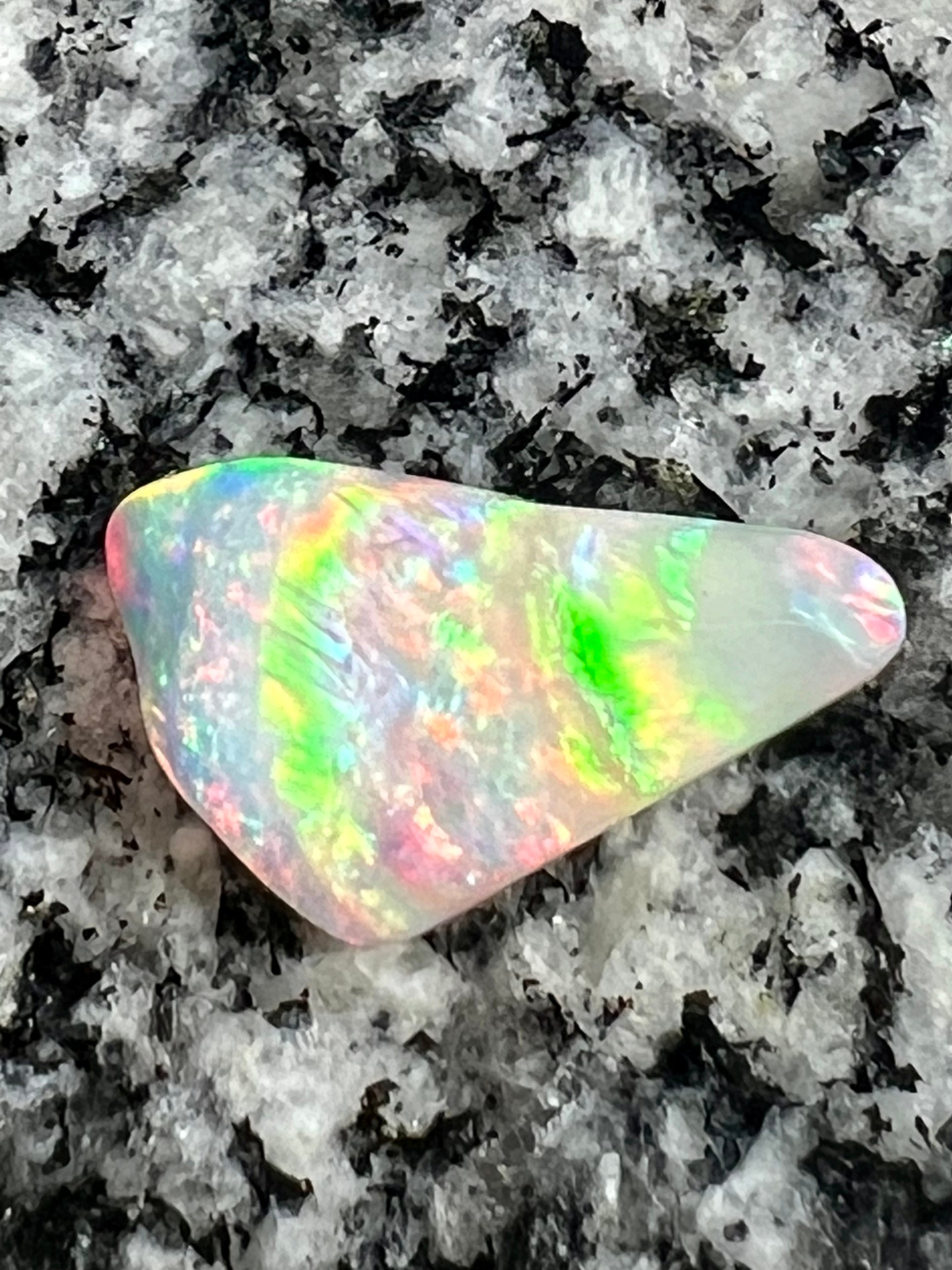 7,69ct skin2 skin patern with rainbow colors