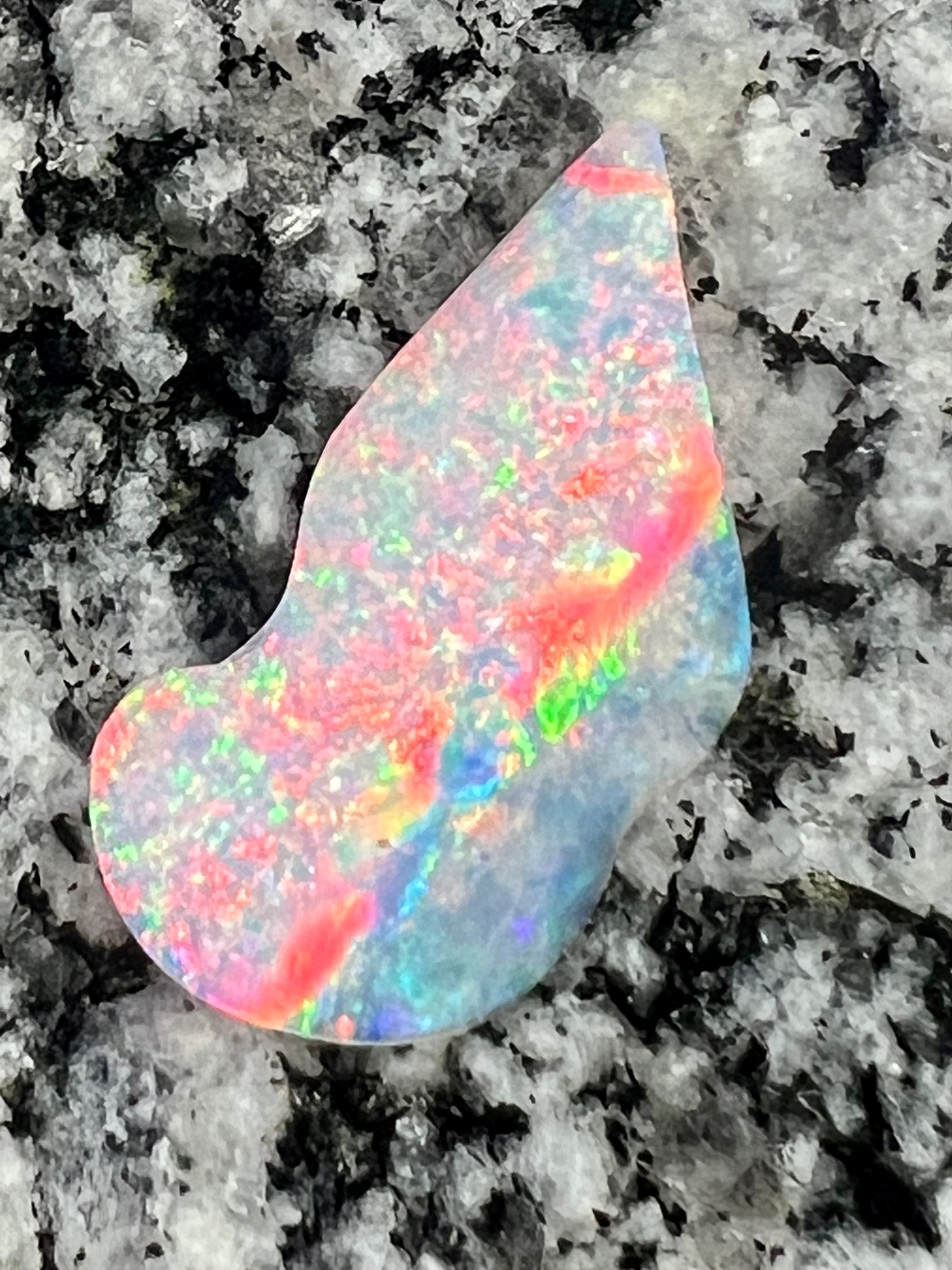 6,84 2-sided fully saturated multi color Crystal opal