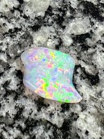 Load image into Gallery viewer, 4,07 ct extreem bright 2-sided opal
