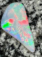 Load image into Gallery viewer, 11,68ct extreem bright directional opal
