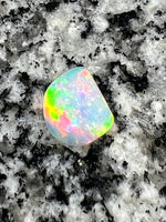 Load image into Gallery viewer, 3,36 ct extreem bright 2 - sided Crystal opal
