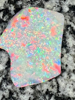 Load image into Gallery viewer, 26,03 ct extr bright fully saturated  non directional opal
