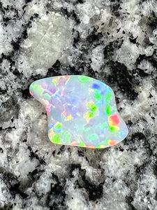 4,07 ct extreem bright 2-sided opal