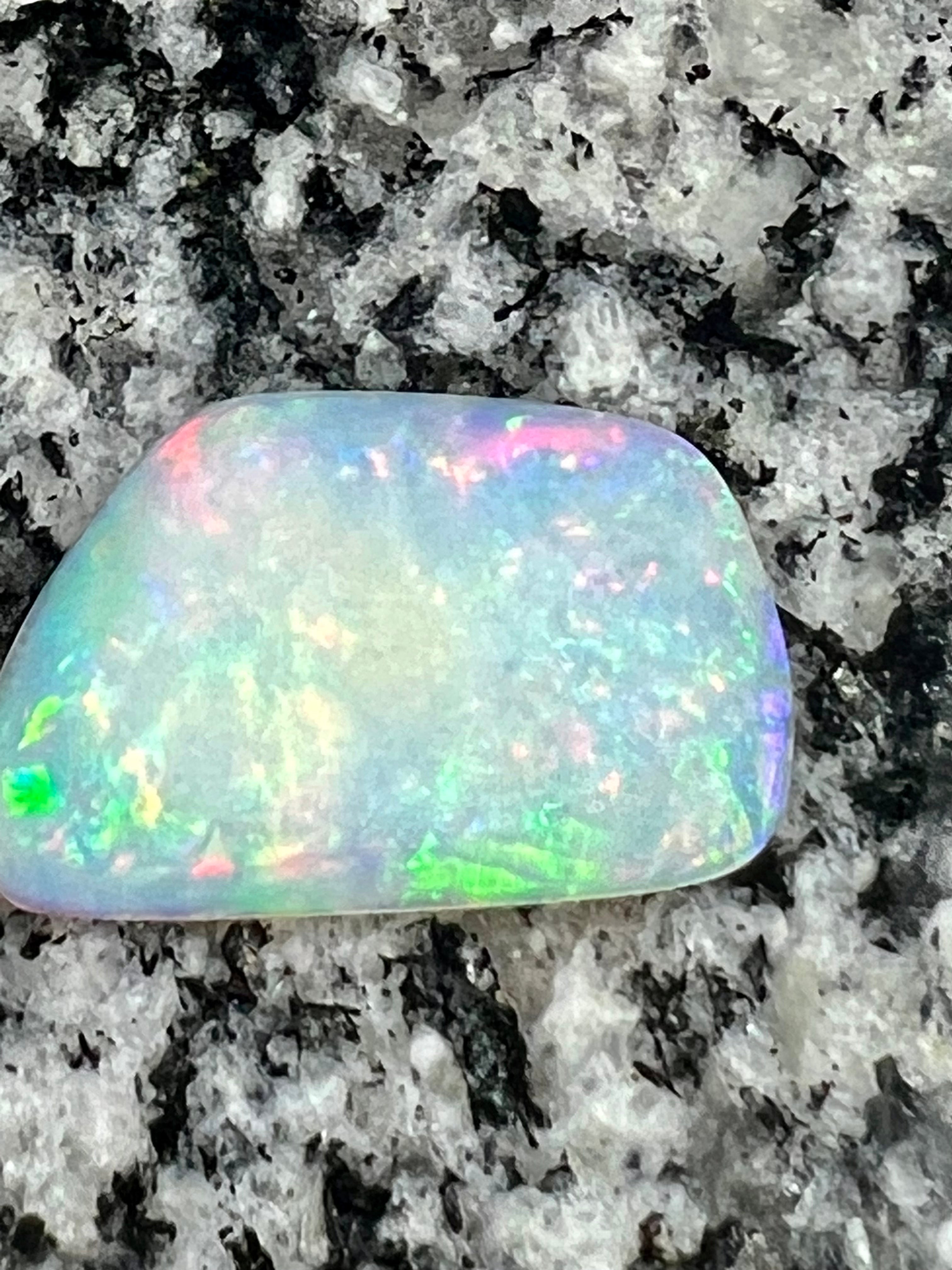 7,09 ct multi patern very 3 d opal