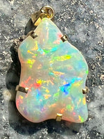 Load image into Gallery viewer, 18 ct gold handmade rainbow colors opal pendant
