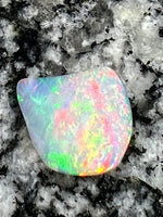 Load image into Gallery viewer, 4,96 ct 2-sided fully saturated crystal opal
