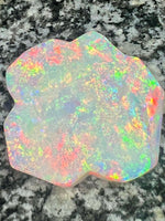 Load image into Gallery viewer, 190,65 ct fully saturated none directional only color bigg opal
