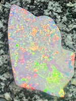 Load image into Gallery viewer, 254,7 ct extreem bright very high Brazilian opal
