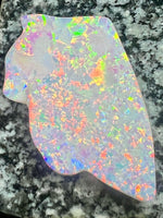 Load image into Gallery viewer, 254,7 ct extreem bright very high Brazilian opal
