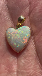 Load and play video in Gallery viewer, Handmade 18 ct gold hart shaped opal pendant
