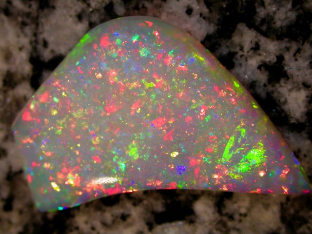 21.95ct BRAZILIAN CRYSTAL OPAL #C2