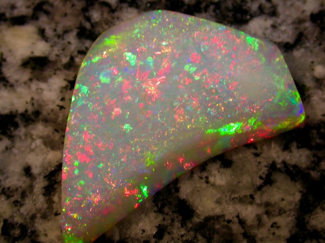 21.95ct BRAZILIAN CRYSTAL OPAL #C2