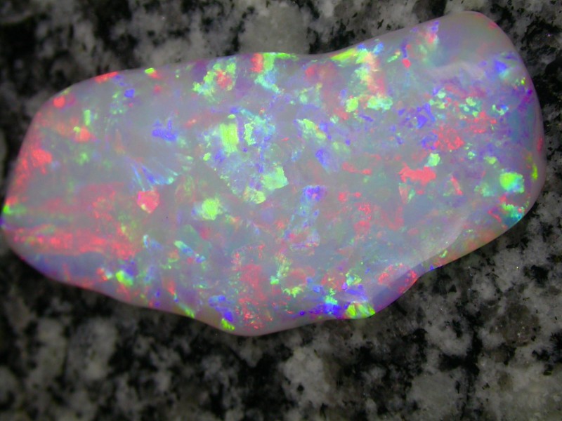 129ct BRAZILIAN OPAL #O1