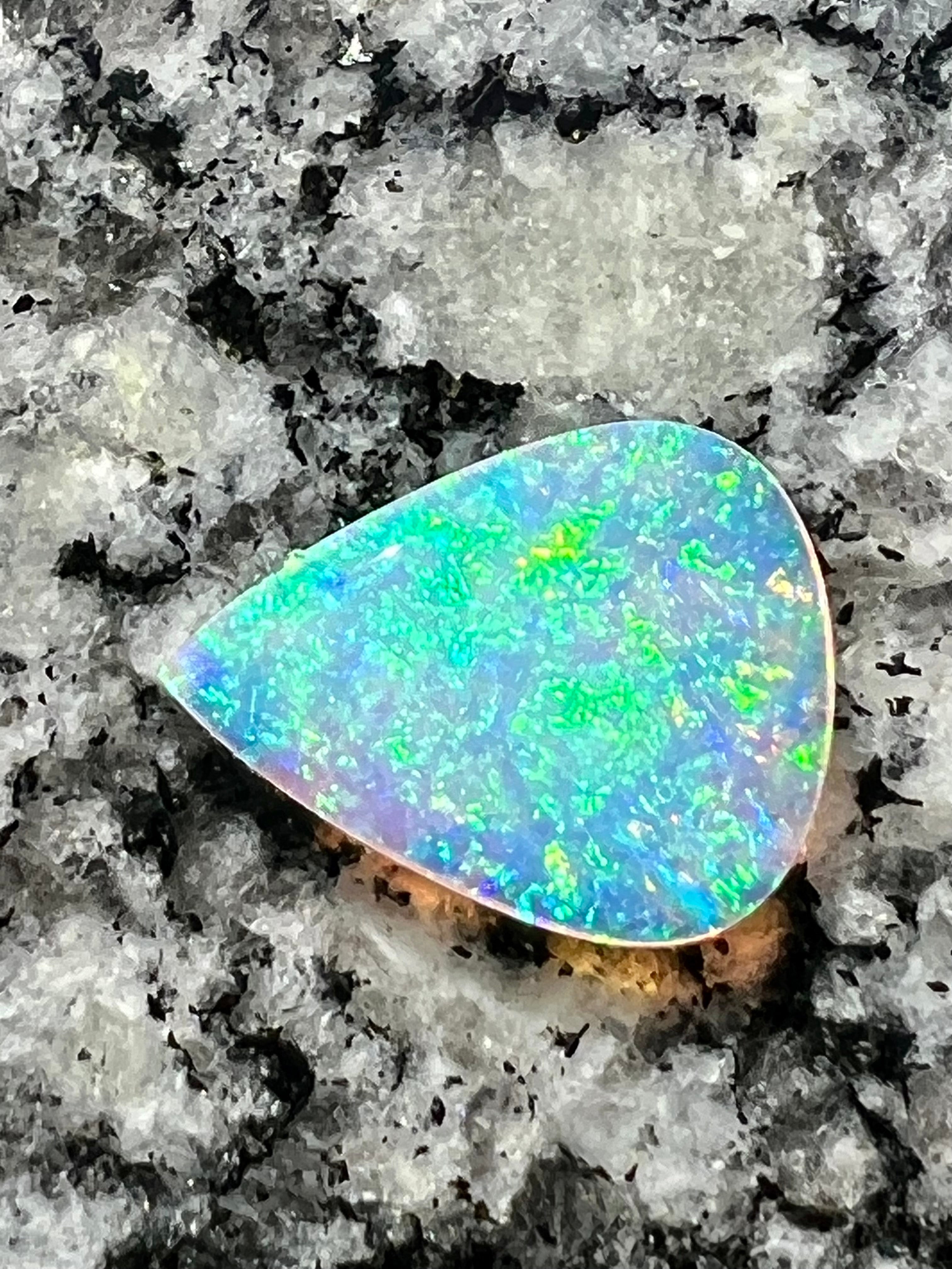 5,23 ct brazilian skin2skin 2 sided cysrtal teardrop opal