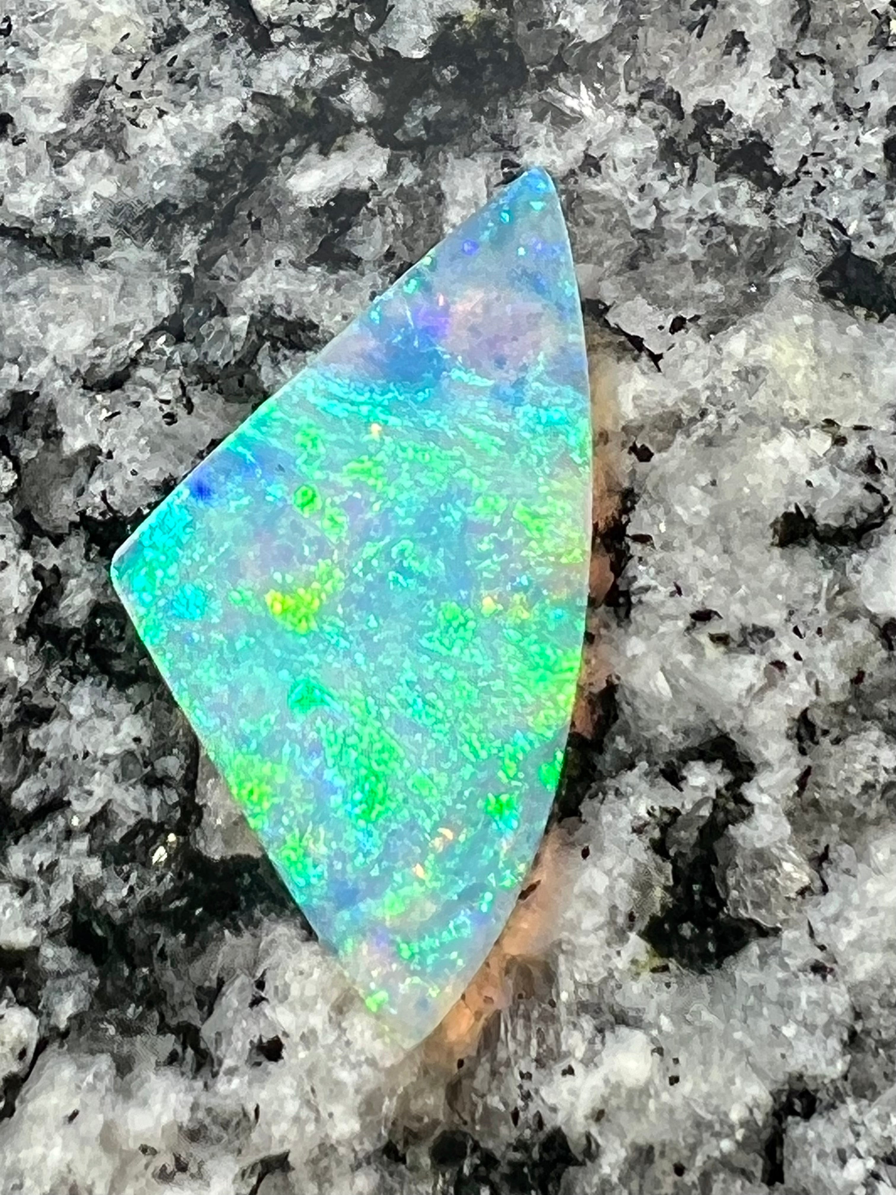 5,65 ct extr 3d skin2skin crystal opal