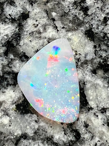 2,4 ct extr bright multi color freeform opal