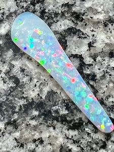 2,75 ct Extr Bright freeform multi color opal