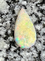 Load image into Gallery viewer, 7,28ct fully saturated teardrop opal red fire inside
