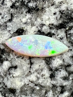 Load image into Gallery viewer, 3,23ct multi patern fully saturated marquise opal
