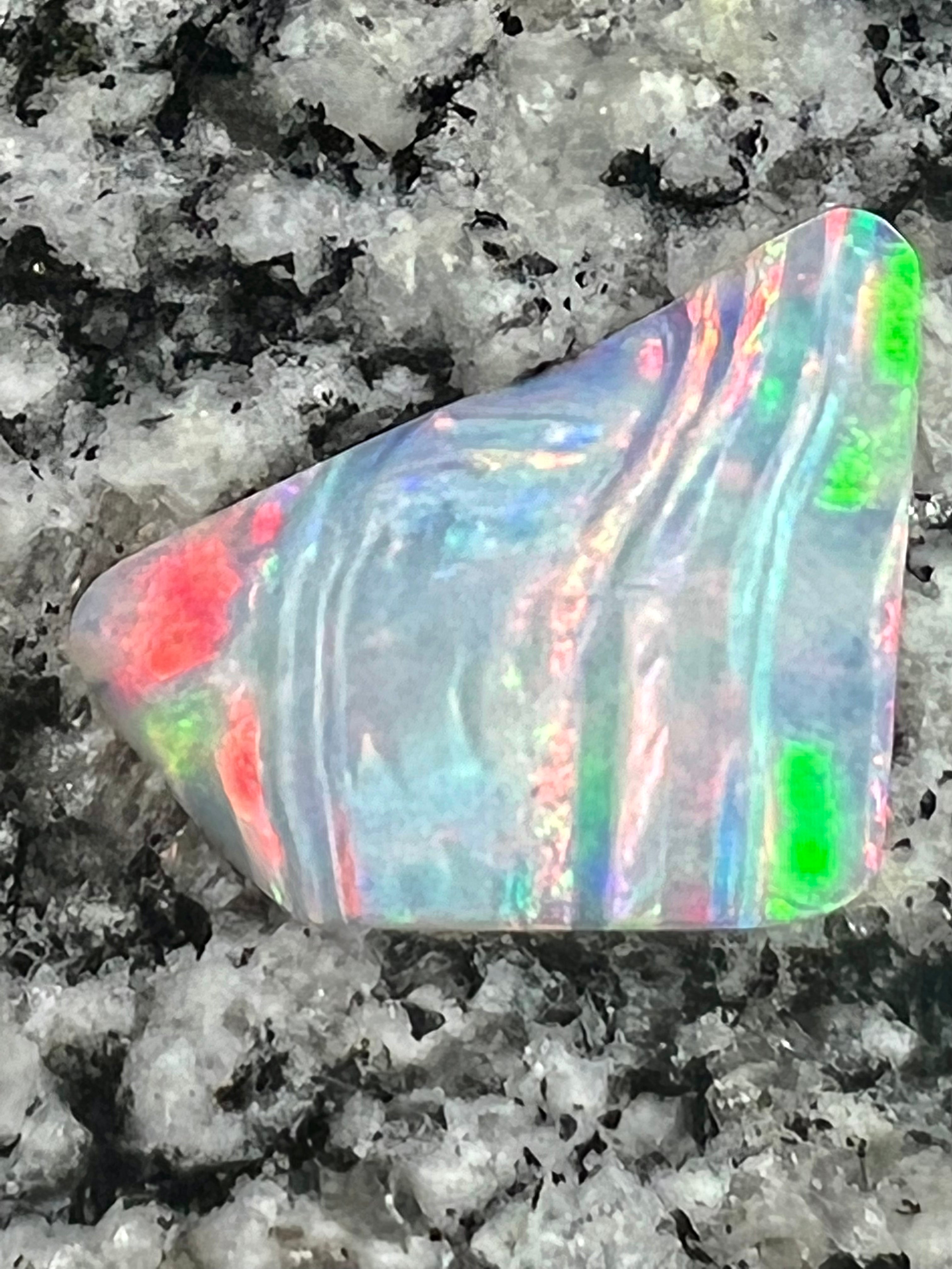 6,02ct double sided stripe patern freeform opal