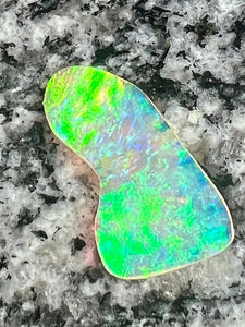 7,63ct briliant neon colors 2 sided Crystal opal