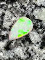 Load image into Gallery viewer, 2,8 ct multi patern teardrop opal
