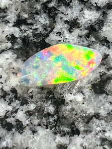 2,5 extreem bright crystal opal