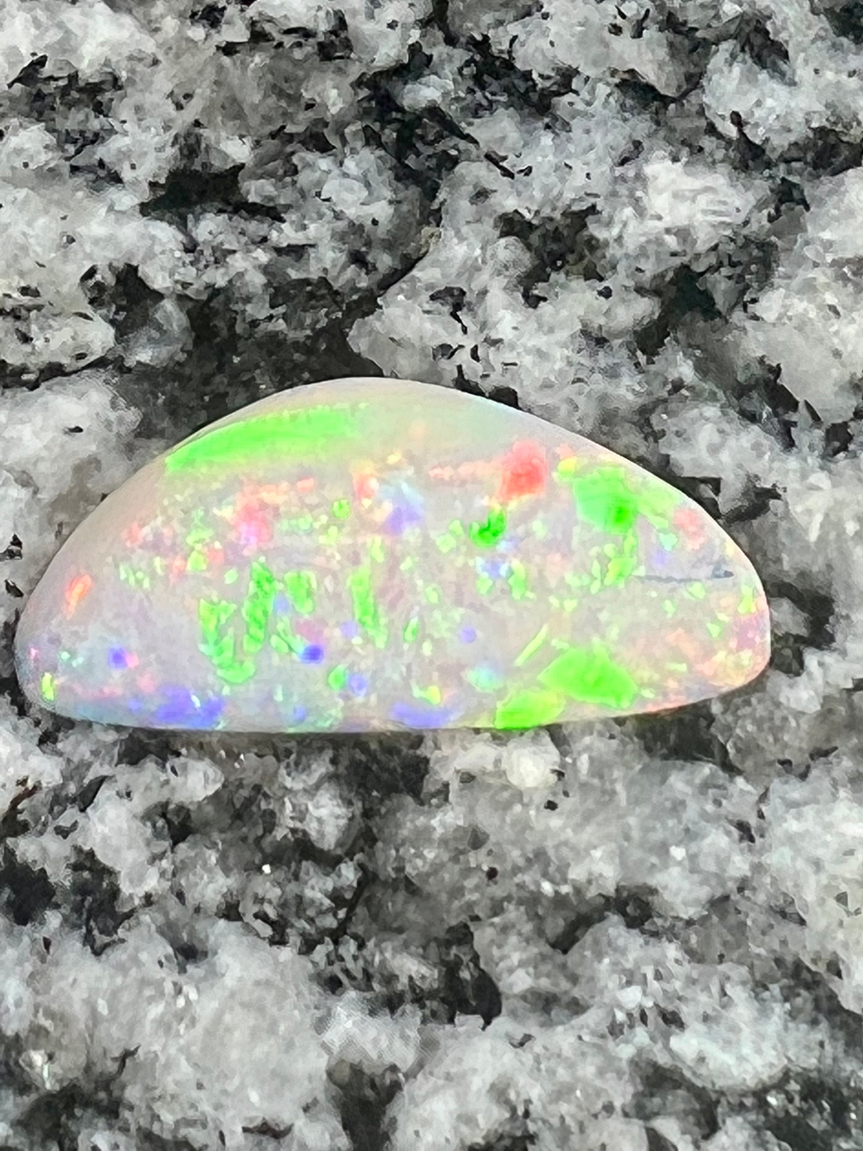 7,3 ct 2 sided multi patern rainbow colors opal