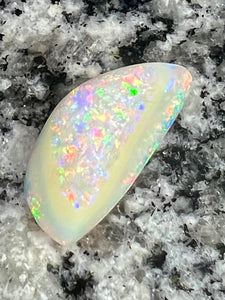 7,3 ct 2 sided multi patern rainbow colors opal