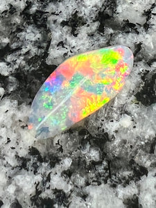 2,5 extreem bright crystal opal