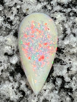 Load image into Gallery viewer, 6,52ct  multi colours but lot’s of red fire teardrop opal
