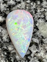 Load image into Gallery viewer, 13,8 ct rolling flash fire patern teardrop opal
