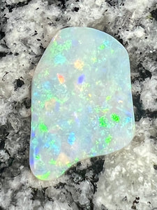 6,7 ct double sided Crystal freeform opal