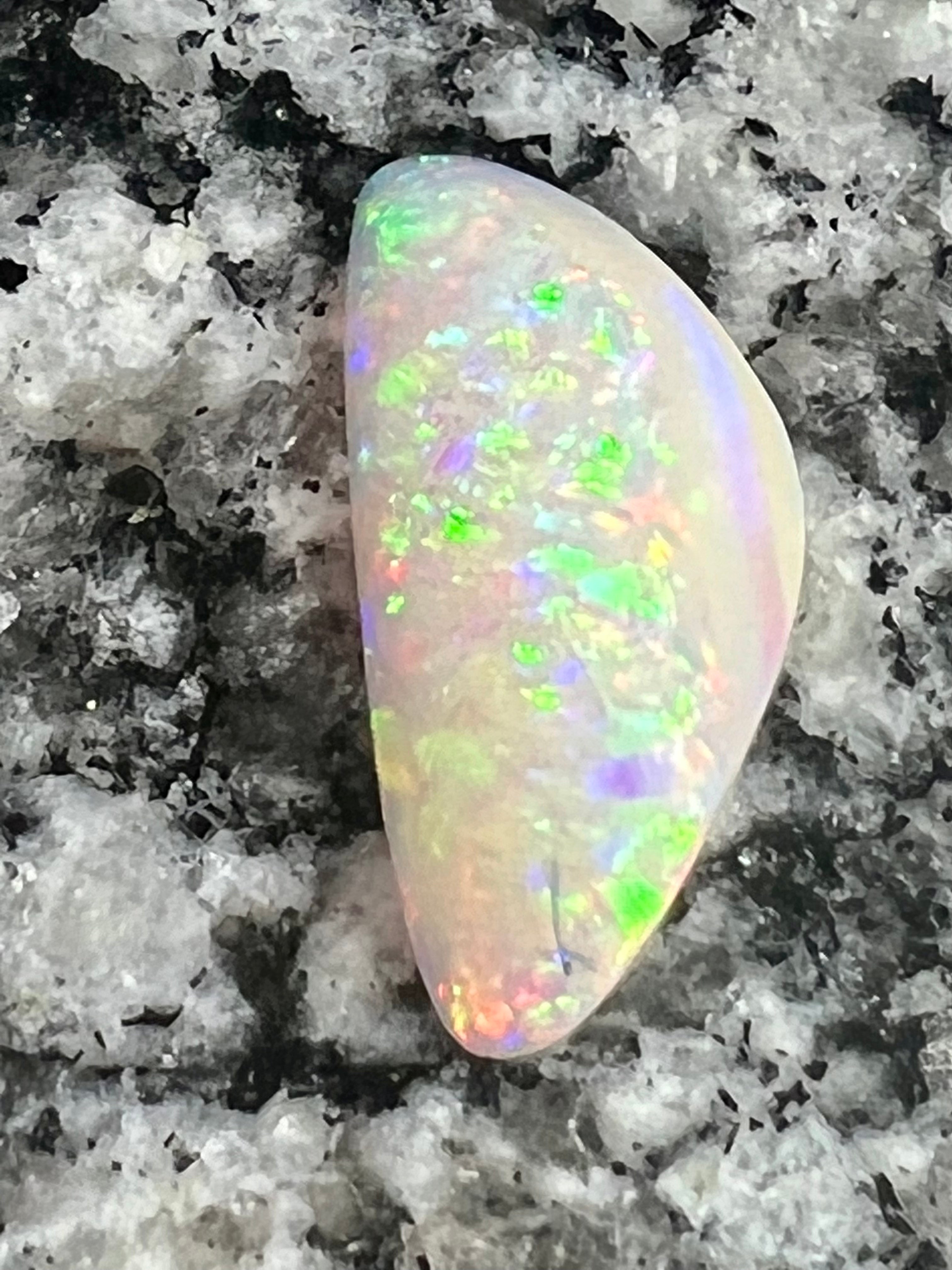 7,3 ct 2 sided multi patern rainbow colors opal