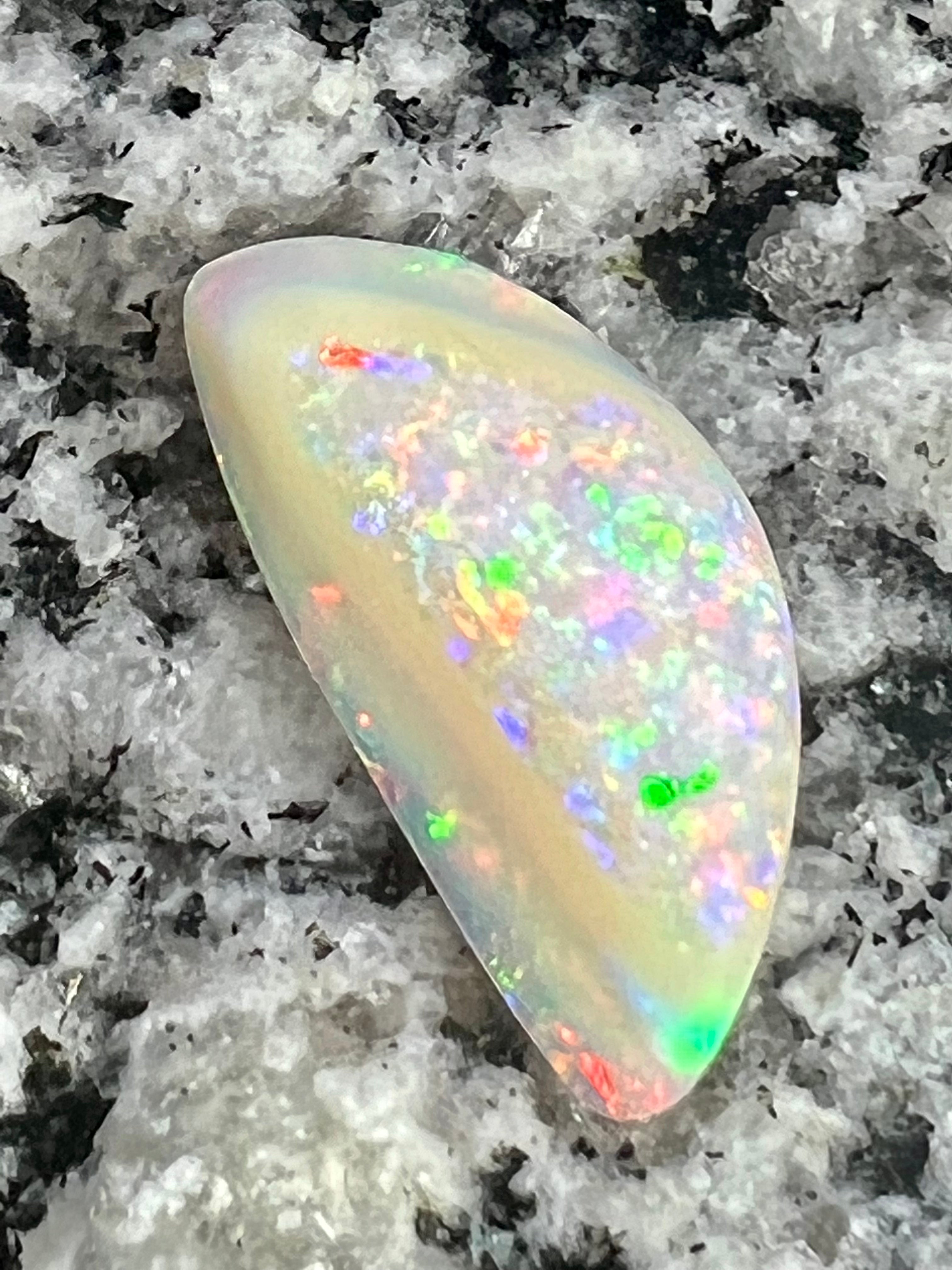 7,3 ct 2 sided multi patern rainbow colors opal