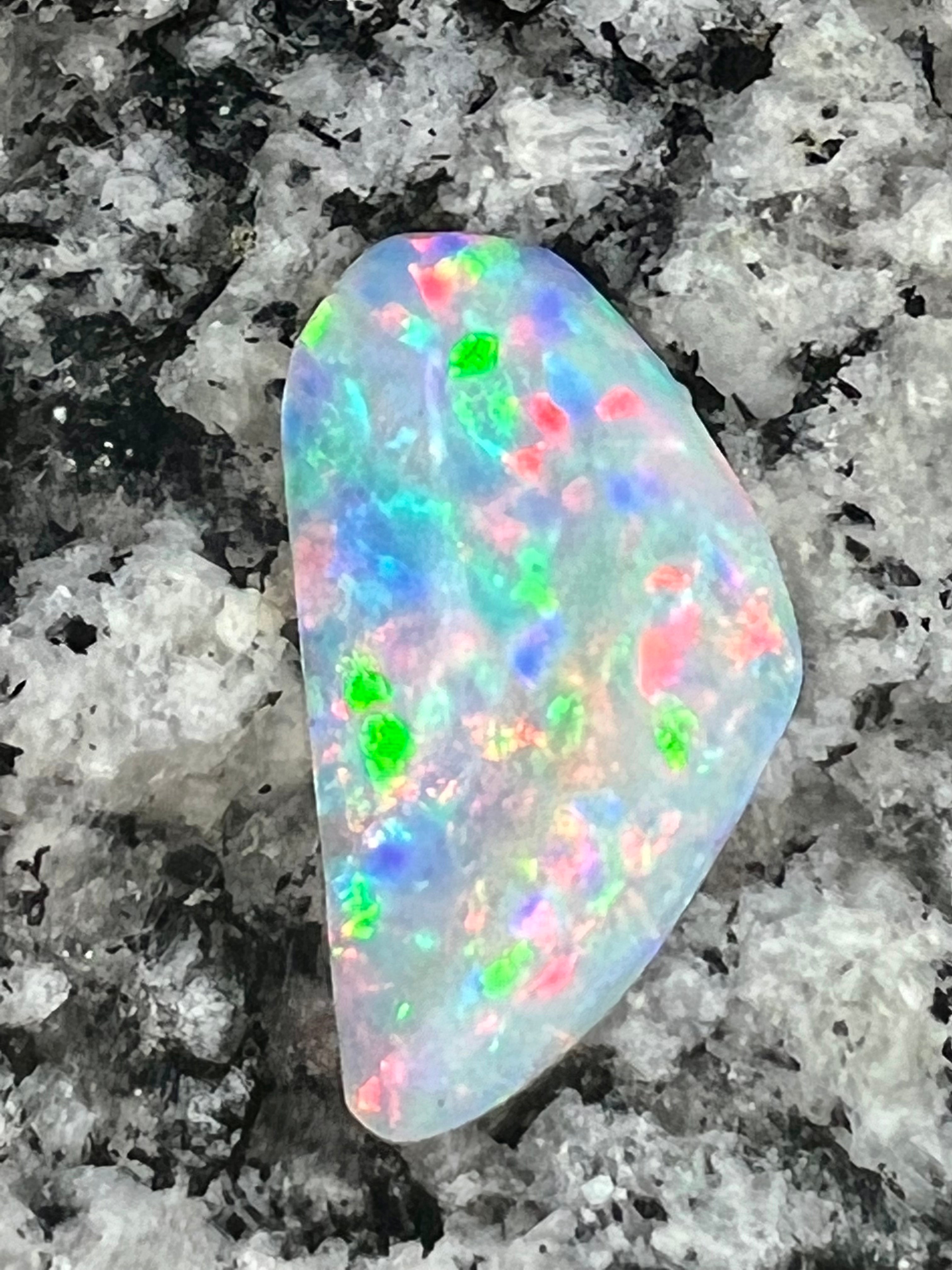 5 ct double sided floating block patern crystal opal