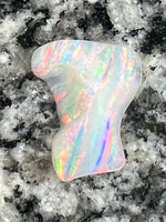 Load image into Gallery viewer, 8,45ct carved double sided stripe patern opal
